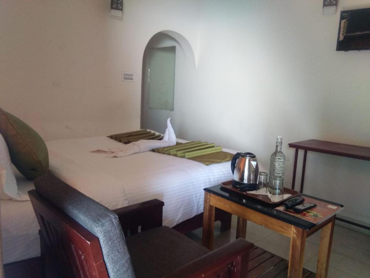 Holly Hock Bed & Breakfast Munnar Dış mekan fotoğraf