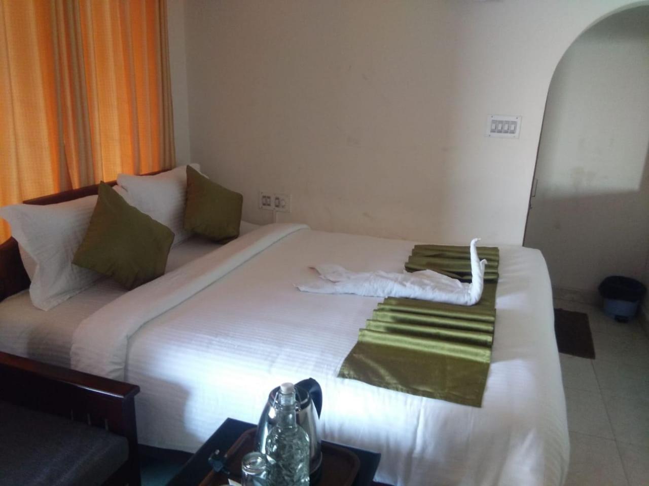 Holly Hock Bed & Breakfast Munnar Dış mekan fotoğraf