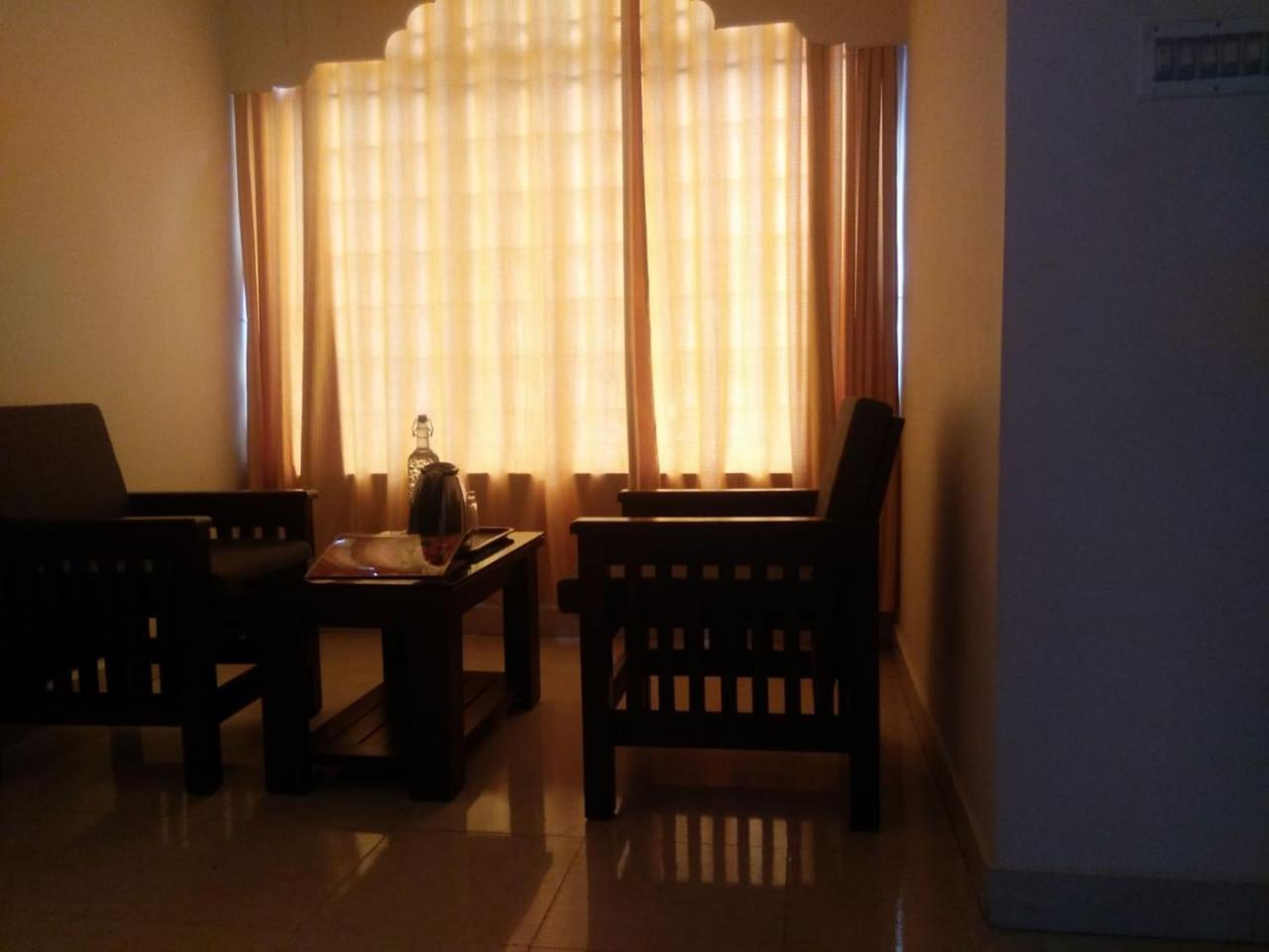 Holly Hock Bed & Breakfast Munnar Dış mekan fotoğraf